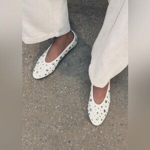 Zara white studded ballerinas size 40 ( US 10)